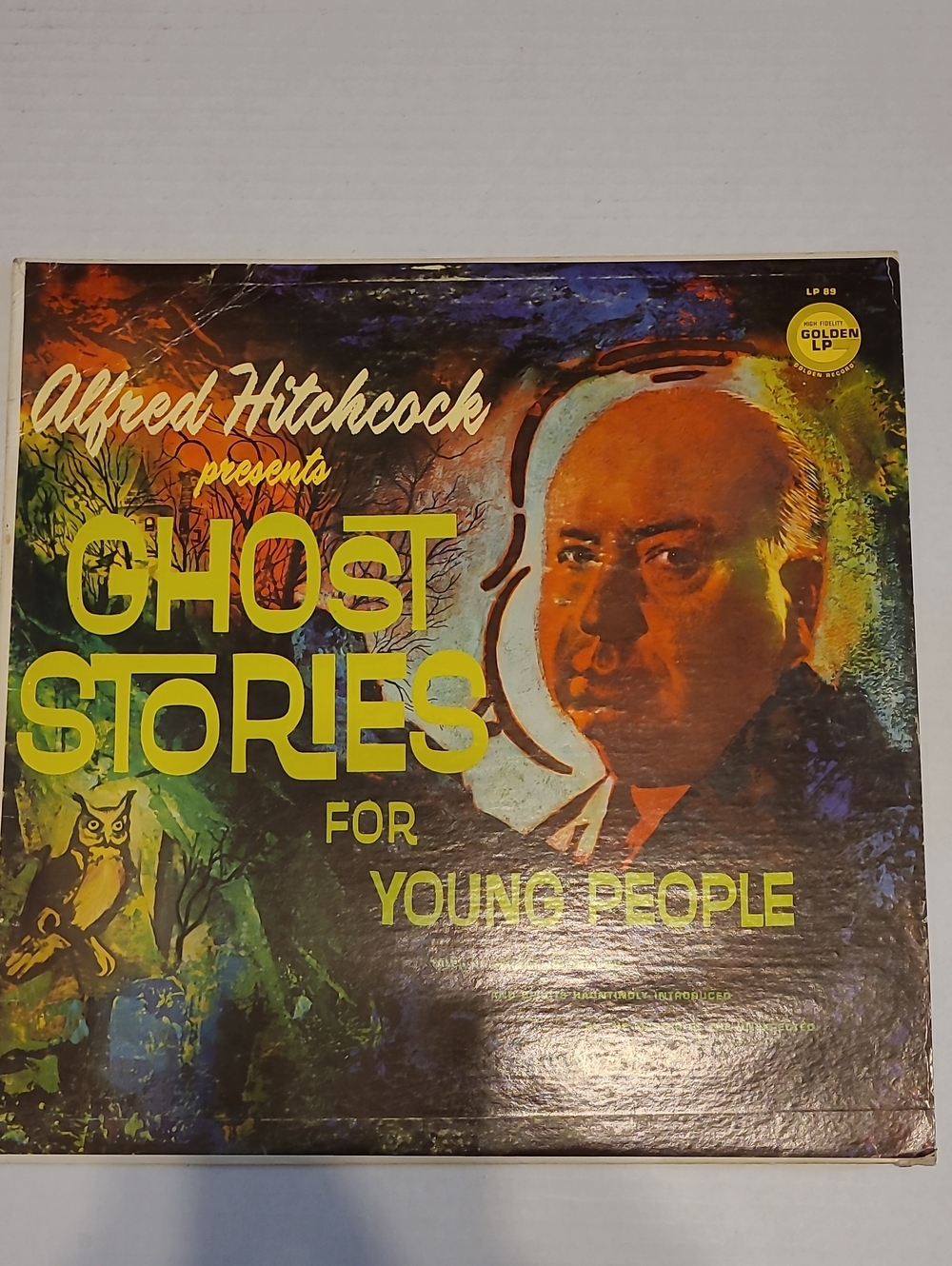 Vtg 1962 vinyl album titled Alfred Hitchcock: Ghost Stories For Young People